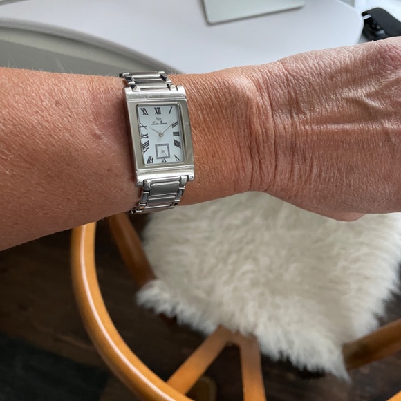 Lucien Piccard Stainless Tank Watch - Picture 6 of 7